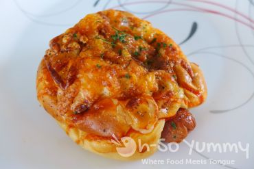 cheese dog pastry from 85C Bakery Cafe cheese dog pastry from 85C Bakery Cafe