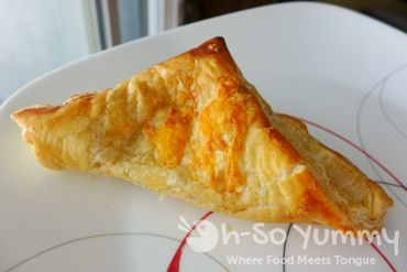 potato cheese pastry from 85C Bakery Cafe potato cheese pastry from 85C Bakery Cafe