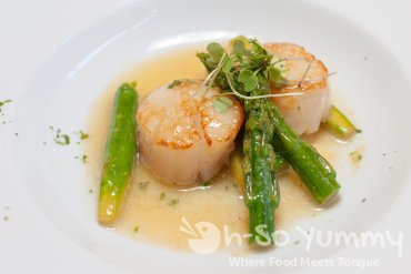 scallops at Azuki Sushi in San Diego scallops at Azuki Sushi in San Diego