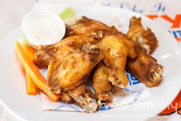 Happy Hour Chicken Wings - Crab Hut Happy Hour Chicken Wings - Crab Hut