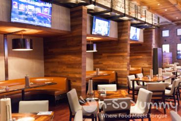 indoor seating at Kelsey's Bar and Grill at Pechanga indoor seating at Kelsey's Bar and Grill at Pechanga