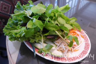 vegetables at Nhu Y Ca 8 Mon vegetables at Nhu Y Ca 8 Mon