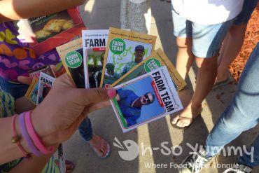 autographed photos at the sixth annual farmer's summit for Souplantation in San Diego autographed photos at the sixth annual farmer's summit for Souplantation in San Diego