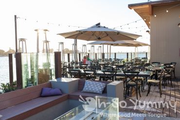 outdoor patio at Tidal seasonal craft and catch in San Diego outdoor patio at Tidal seasonal craft and catch in San Diego