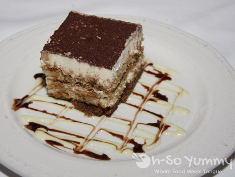 De Medici - Tiramisu Cake De Medici - Tiramisu Cake