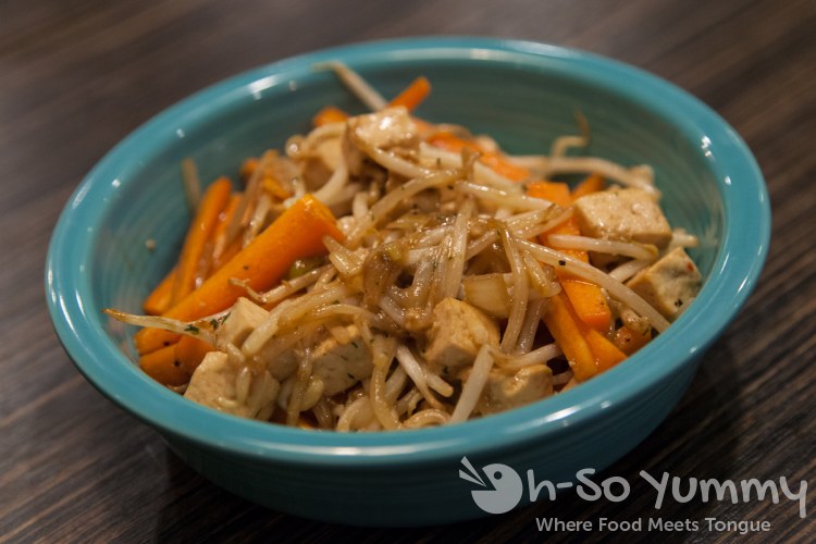 Carin de Ria - Seared Tofu and Bean Sprouts Carin de Ria - Seared Tofu and Bean Sprouts