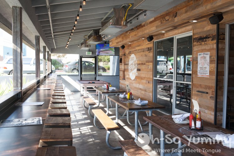 patio seating at Draft Republic in La Jolla patio seating at Draft Republic in La Jolla
