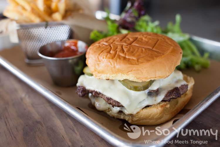 Draft Republic Burger at Draft Republic in La Jolla Draft Republic Burger at Draft Republic in La Jolla