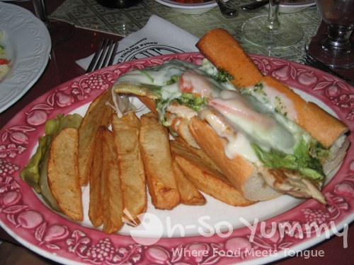 Pesto Chicken Sandwich Pesto Chicken Sandwich