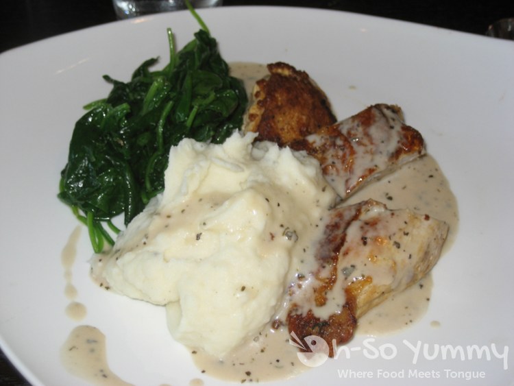 Roasted Chicken Breast with Mashed Potatoes and Fresh Sauteed Spinach Roasted Chicken Breast with Mashed Potatoes and Fresh Sauteed Spinach