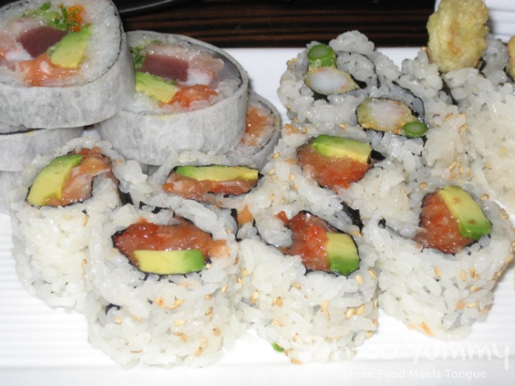 Salmon Avocado Sushi Roll Salmon Avocado Sushi Roll
