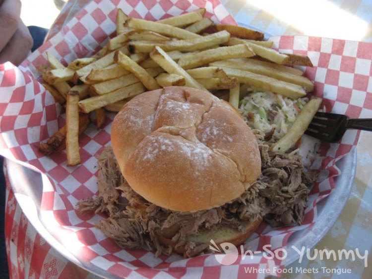 Pulled Pork Sandwich Pulled Pork Sandwich