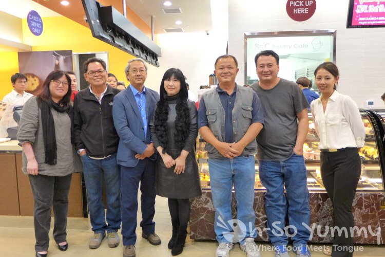 owners, managers and staff from 85C Bakery Cafe owners, managers and staff from 85C Bakery Cafe