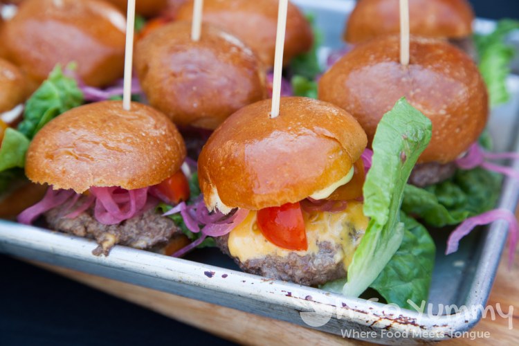 Common Theory burger at Reader Burgers and Beer 2017 Common Theory burger at Reader Burgers and Beer 2017