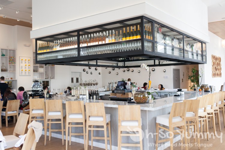 indoor seating at Crudo by Pascal Lorange indoor seating at Crudo by Pascal Lorange