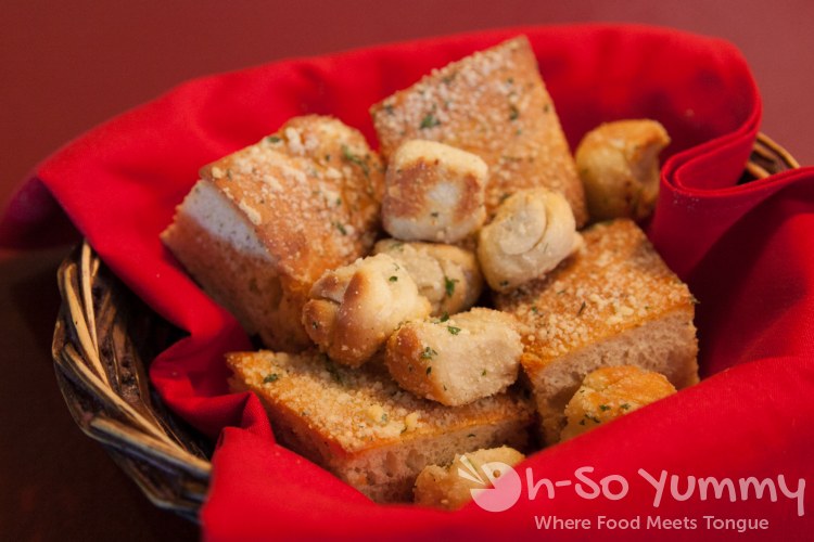 bread appetizer at Domenic's Italian Ristorante in Poway bread appetizer at Domenic's Italian Ristorante in Poway