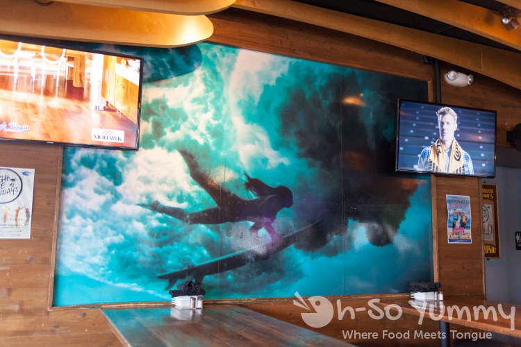 Duck Dive in Pacific Beach San Diego Duck Dive in Pacific Beach San Diego