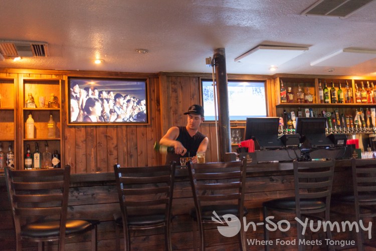 bar at Oscar Wilde in San Diego bar at Oscar Wilde in San Diego