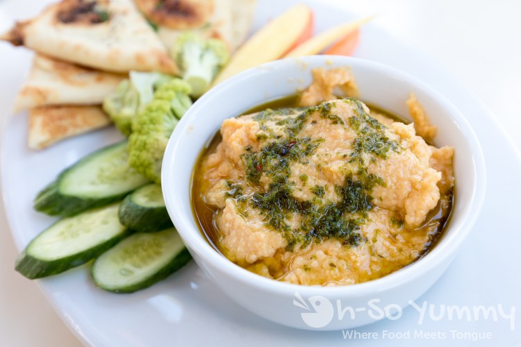 Veggie and Hummus at Queenstown Bistro in San Diego Veggie and Hummus at Queenstown Bistro in San Diego