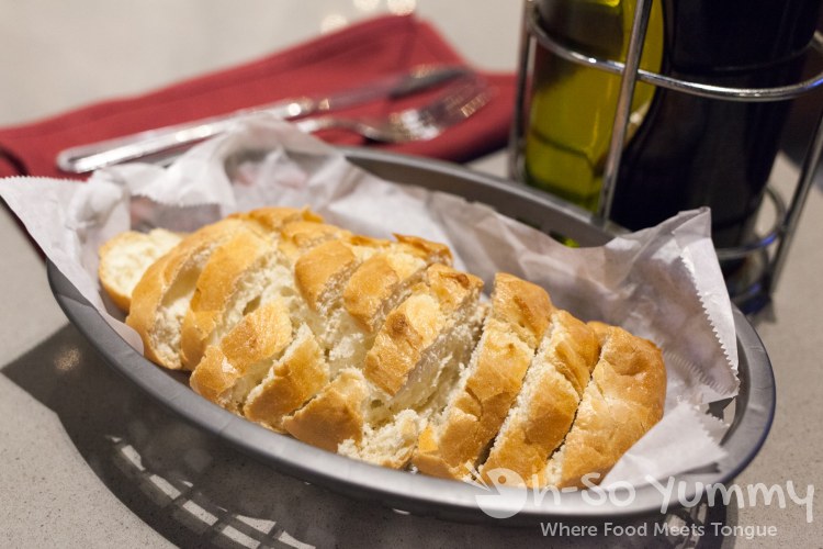 appetizer bread at SoleLuna Cafe in San Diego appetizer bread at SoleLuna Cafe in San Diego