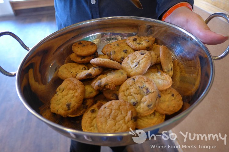 fresh chocolate chip cookies at souplantation fresh chocolate chip cookies at souplantation