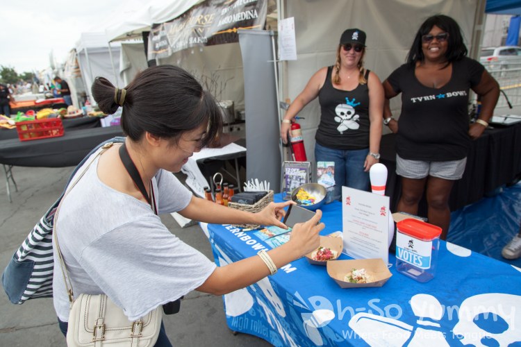 Media Hour - snapping pics before the crowds Media Hour - snapping pics before the crowds