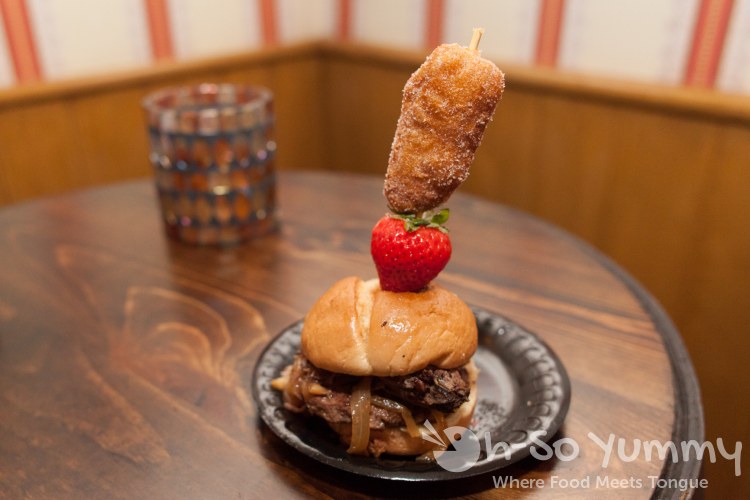 Taste of Old Town 2014 - mini short rib slider skewer at Cosmopolitan Hotel Taste of Old Town 2014 - mini short rib slider skewer at Cosmopolitan Hotel