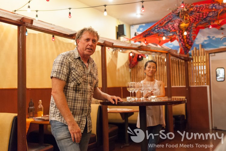 owners Bruce and Momo at World Curry in Pacific Beach owners Bruce and Momo at World Curry in Pacific Beach