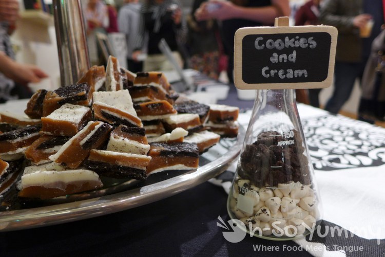 Sweet Bricks cookies n cream toffee Sweet Bricks cookies n cream toffee