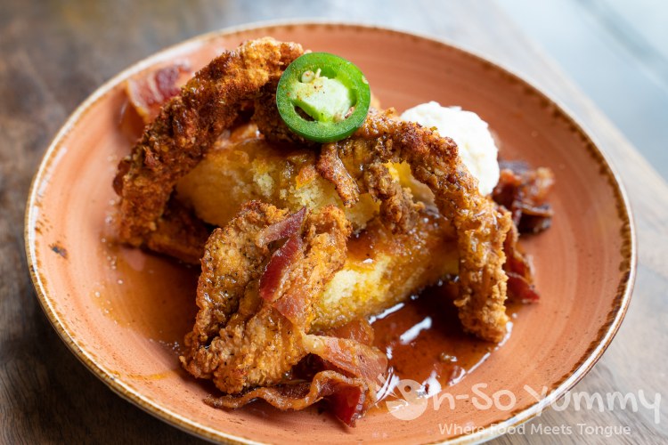 Chicken and Cornbread at Eureka! restaurant near San Diego State University (SDSU) Chicken and Cornbread at Eureka! restaurant near San Diego State University (SDSU)